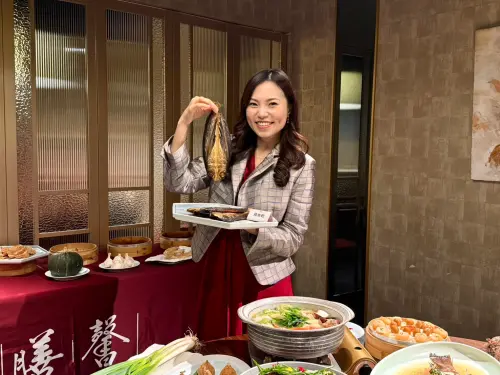 ▲膳馨今年以「土地孕育」為核心概念，將台灣各地風土食材融入節慶桌菜，透過一道道.(圖／業者提供）