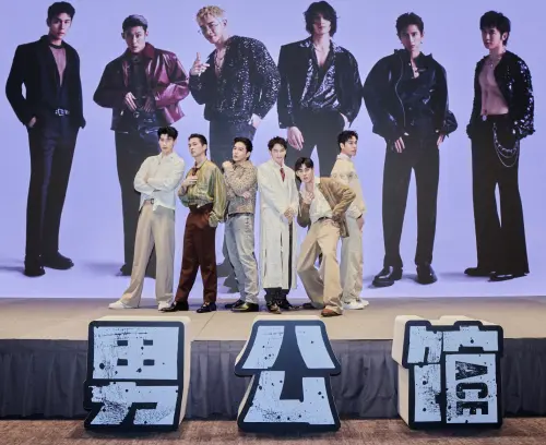 ▲周予天（左2）回應自己跟弟弟周興哲感情很好，並沒有鬧翻一事。（圖／艾瑞克艾斯提供）