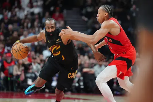 哈登加入季後賽4000分俱樂部！預約名人堂門票　生涯只差冠軍戒指