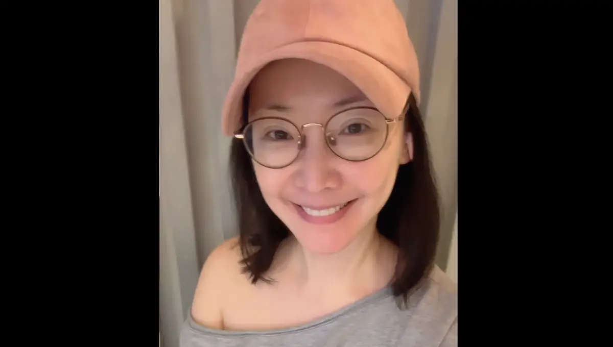 ▲王俐人（如圖）最近挑戰嘗試到SWAG開直播，談論兩性關係和身體按摩保養，她表示壓力有點大，下了工她也到按摩店按摩放鬆，因為愛自己不需要特別的儀式。（圖／翻攝自王俐人臉書）