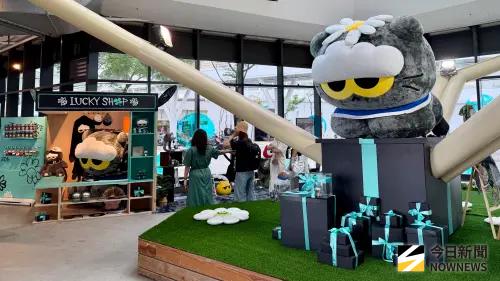 ZO&FRIENDS快閃高雄！免預約入場　限定品、巨型ZOA、拍貼機吸客