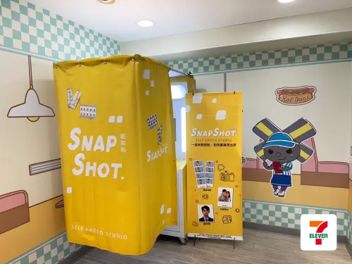 ▲7-11引進全新拍貼機台，24小時皆可拍攝當紅的「人生四格照」。（圖／7-11提供）