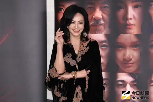 59歲田麗笑喊比張凌赫帥的更多！自爆拍《逐玉》3個月激瘦10公斤