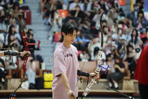 ▲FEniX夏浦洋在射箭項目射出10/10/9 的成績，穩定度驚人。（圖／踢帕娛樂提供）