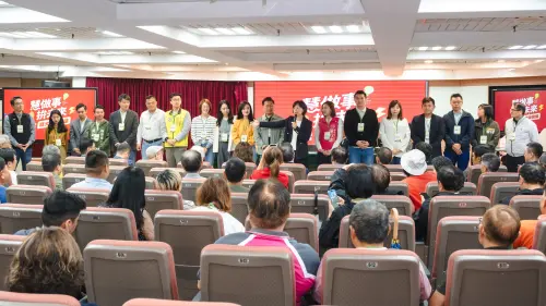 ▲新北市長候選人蘇巧慧競選辦公室與民主進步黨新北市黨部舉辦「擴大決策會議」。（圖／蘇巧慧辦公室提供）