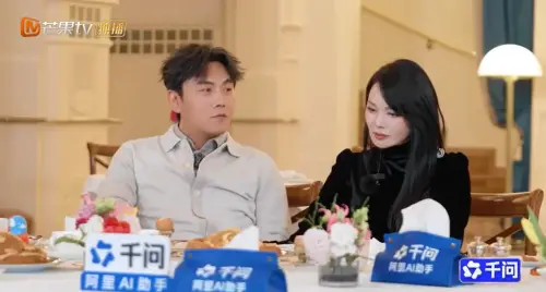 ▲秦昊（左）為彌補伊能靜（右）心中遺憾，共辦了3場婚禮。（圖／翻攝自妻子的浪漫旅行）