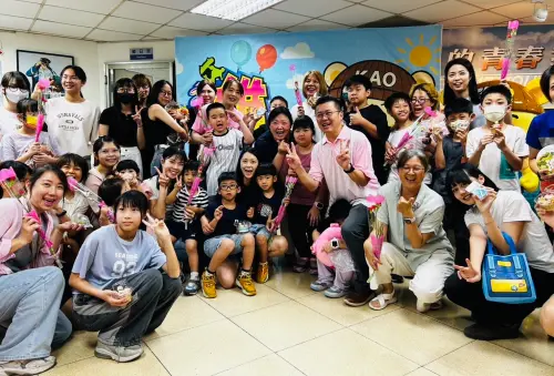 皂就幸福警愛傳承　高市警少年隊母親節溫馨守護青少年