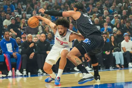 ▲底特律活塞憑藉狀元郎康寧漢（Cade Cunningham）下半場暴走狂飆32分，帶領球隊以93：79驚天逆轉擊敗魔術。（圖／美聯社／達志影像）