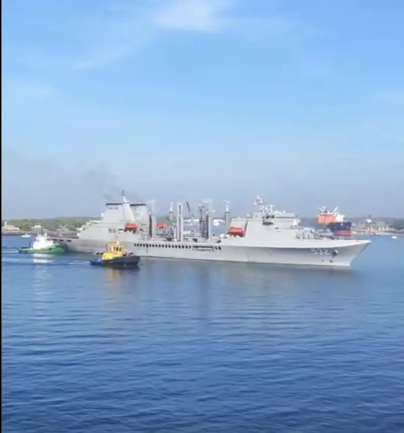    ▲敦睦艦隊「磐石號」油彈補給艦抵達瓜地馬拉。（圖／翻攝自瓜地馬拉國防部臉書Ejército GT Oficial）  