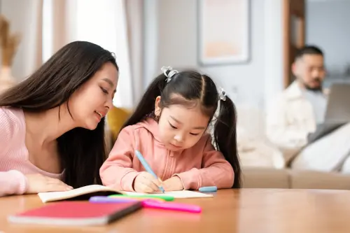 母親節前夕調查！僅2成認台灣育兒友善　過半媽媽不信任爸爸表現