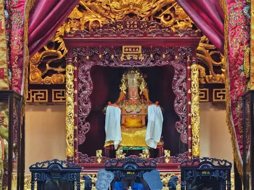 ▲媽祖今年已經1120歲了，可以說是台灣民眾心中的溫柔守護神。（圖／「白沙屯拱天宮﻿」粉專）