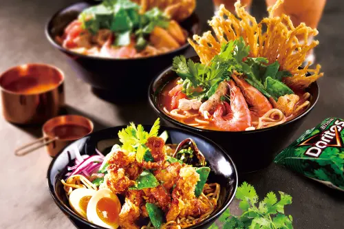▲大心x多力多滋迷你脆香菜口味「香菜祭」新品開吃。（圖／瓦城集團提供）