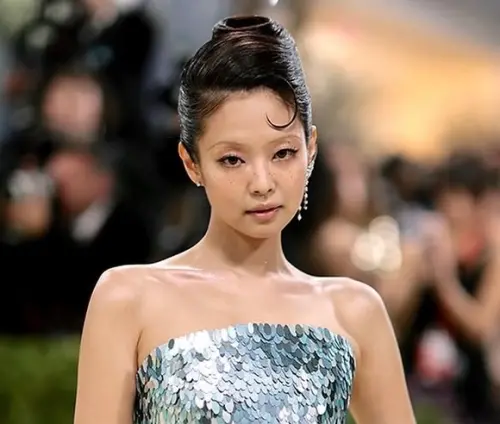 BLACKPINK全員到齊Met Gala！Jennie像人魚公主、LISA衝全球熱搜