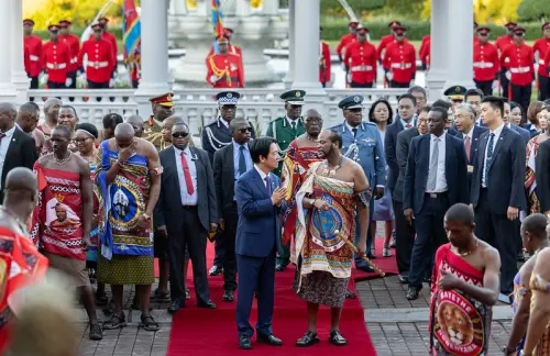 President Lai receives a welcome with military honors and holds a bilateral meeting with King Mswati III of Eswatini. (Office of the President)