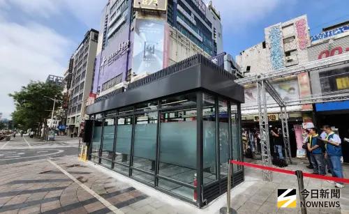 ▲台北市新設立無菸城市指定負壓式吸菸區。（圖／記者吳翊緁攝）