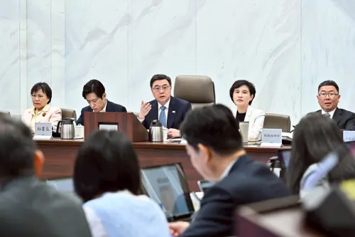 縮短薪資差！卓榮泰：50億上市櫃公司2029揭露性別薪資