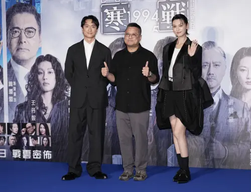 ▲劉俊謙（左起）、梁樂民、王丹妮來台宣傳《寒戰1994》。（圖／記者嚴俊強攝）