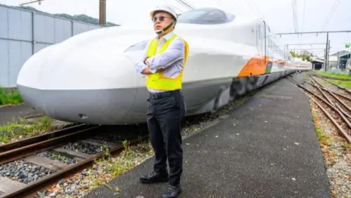 ▲N700ST的車頭為新研發的「至尊雙翼型」空氣動力造型車鼻，車頭「鴨嘴獸」設計在進入隧道時感受特別強烈，可以大幅度降低風阻。（圖/台灣高鐵提供）