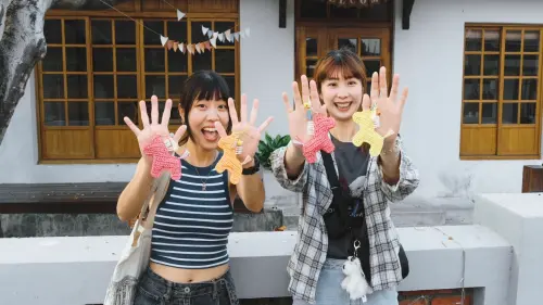 ▲黃埔新村母親節滿額禮-織愛小馬。（圖／高市府文化局提供）