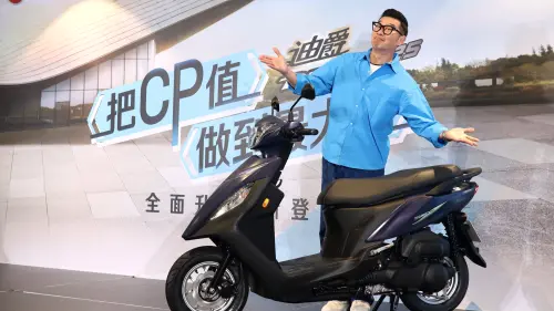 ▲身為前代迪爵 9 年老車主的藝人馬利歐，在發表會後也升級 26 年式迪爵125，他直呼迪爵真的耐操好顧，且這次在空間、坐墊長度及座高上的升級真的很有感。（圖／翻攝畫面）