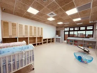 ▲大雅第二公有零售市場閒置多年，經市府重新整建為公托據點。方便在地民眾就近送托。（圖／台中社會局提供）