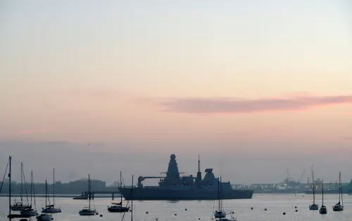 英國出手了！派「龍號」驅逐艦赴中東　備戰多國護航行動