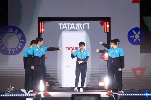 ▲台灣男團在4強大戰進場時，再次展現帥氣動作。（圖／WTT官方圖庫）