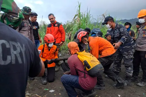 印尼火山持續活動逢連日豪雨　當局宣布2失聯星國登山客確認罹難