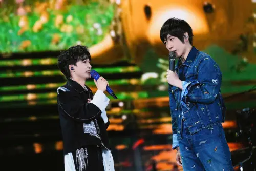 五月天演唱會嘉賓是他！周深空降鳥巢　初見阿信狂誇他高大威猛