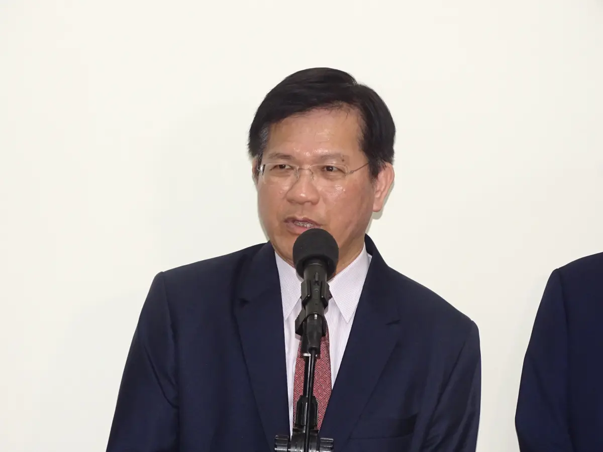 ▲外交部長林佳龍出席立院外交及國防委員會前受訪。（圖／記者呂炯昌攝，2026.05.11）