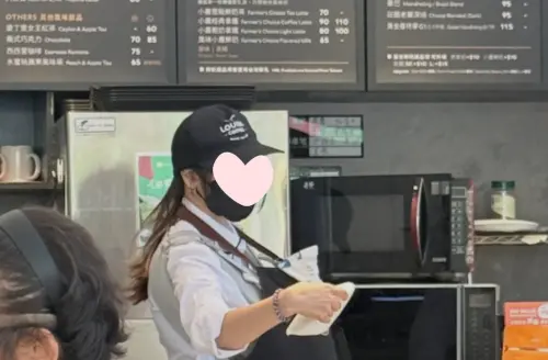 ▲原PO也補充，媽媽店員服務態度很好，一邊照顧寶寶，仍隨時注意店內狀況。（圖／Threads@misa_0703授權使用）