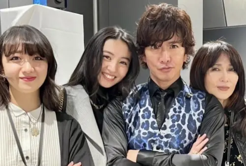 木村拓哉母親節放閃工藤靜香！心美光希驚喜送花　一家四口甜翻網