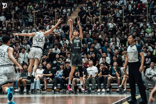 夢想家83：61擊退攻城獅！馬建豪狂砍23分　季後賽扳成1：1平手