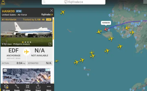 ▲在川普的空軍一號啟程後，美國空軍E-4B飛機也被發現悄悄起飛跟隨。（圖／Flightradar24）