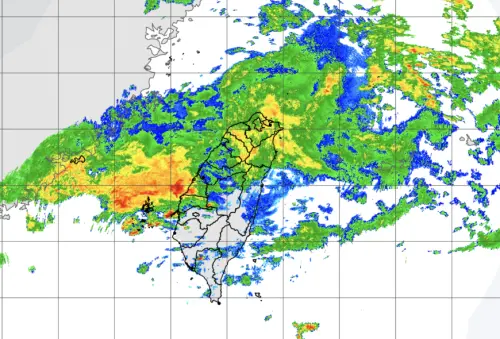 雨區往南移動！氣象署發國家級警報　雲林、嘉義「大雷雨警戒」