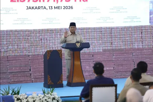 ▲印尼總統普拉伯沃（Prabowo Subianto）呼籲執法機構嚴厲打擊走私、非法採礦和其他違法活動。（圖／翻攝自印尼總檢察署官網）