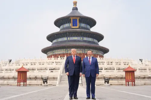 ▲美國總統川普在中國國家主席習近平的陪同下，到北京天壇公園參觀。（圖／美聯社／達志影像）