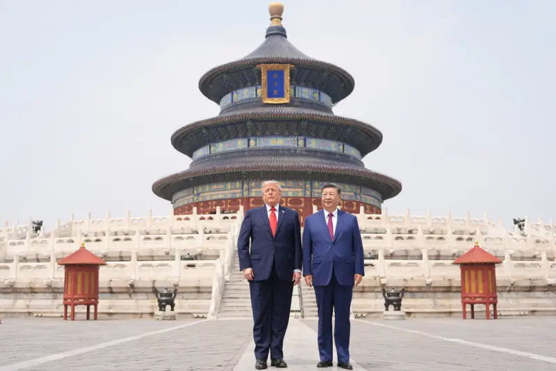 ▲美國總統川普在中國國家主席習近平的陪同下,到北京天壇公園參觀。(圖/美聯社/達志影像)