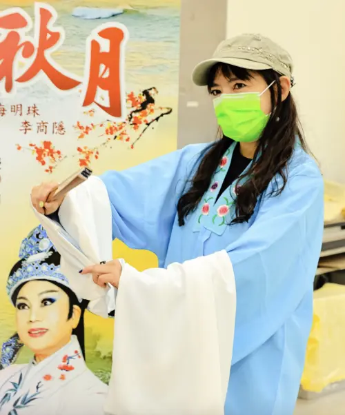 ▲吳孟樵曾在台北傳統戲劇團的活動上嘗試穿上戲服、扮演賈寶玉。（圖／翻攝自臺北傳統戲劇團FB）