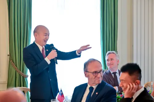 韓國瑜喊「絕不投降」致敬！英國會打臉北京　2758決議不屬中國