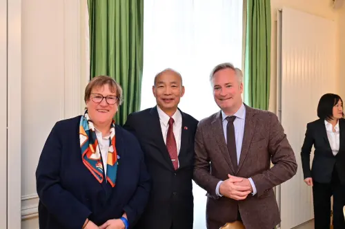 ▲英國下議院去年底已通過動議，明確否定北京當局對聯合國第2758號決議的扭曲詮釋。（圖／翻攝自韓國瑜臉書）