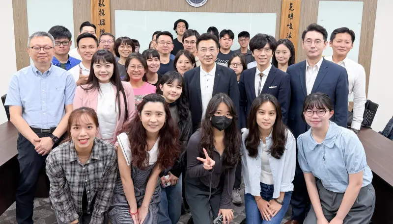    ▲江啟臣出席在中興大學舉辦的「川習會對全球秩序與台海局勢之影響」座談會。（圖／江啟臣提供，2026.05.16）  