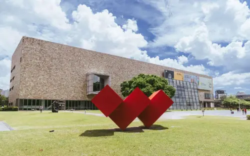 ▲位於台中的國立臺灣美術館5月18日免票參觀。（圖／取自「台中市政府」官網）