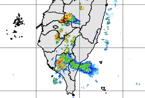 雨區擴大！高雄等5縣市「大雨特報」到深夜　雲林嘉義大雷雨警戒