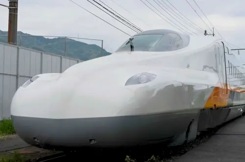 高鐵新車大改版！公開「免費新功能」整車都有　乘客拍手：太高級