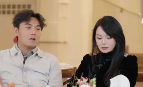▲秦昊（左）為伊能靜辦了3場婚禮。（圖／翻攝自YouTube 芒果TV熱播綜藝）