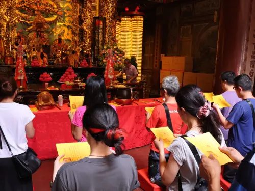 ▲天赦日是向玉皇大帝特赦開恩的日子，被視為化解過錯、消除病痛厄運、祈求轉運與補財庫的最佳吉日。（圖／桃園天公廟霄裡玉元宮臉書）
