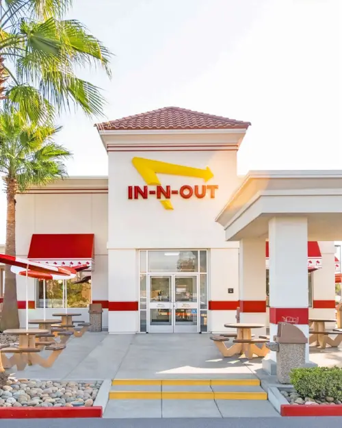 ▲美國最強漢堡IN-N-OUT再度登台快閃。（圖／翻攝自IN-N-OUT FB）