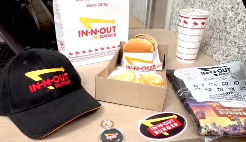 IN-N-OUT快閃半小時完售！多寶多堡套餐350元菜單價格、周邊一覽