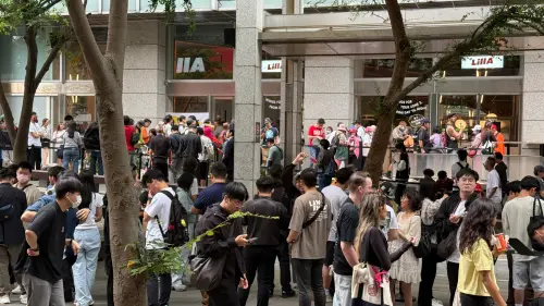 ▲IN-N-OUT今年選在信義區Dream Plaza一樓LillA餐廳開賣。（圖／記者蕭涵云攝）
